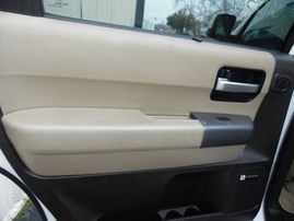 2010 TOYOTA SEQUOIA LIMITED WHITE 5.7L AT 4WD Z18033